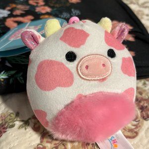 Evangelica the pink cow squishmallows clip NWT